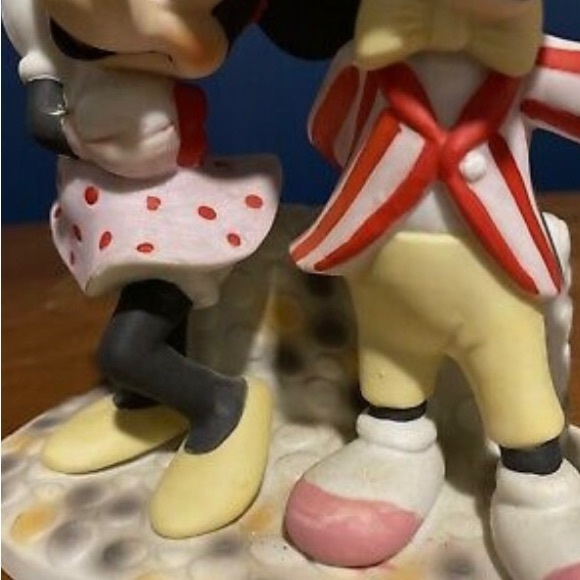 Walt Disney Productions Mickey & Minnie Mouse Porcelain Figurine, Mickey w/Cane - Picture 10 of 12